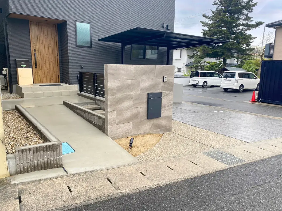 新築外構工事玄関スロープ&造作門塀施工例