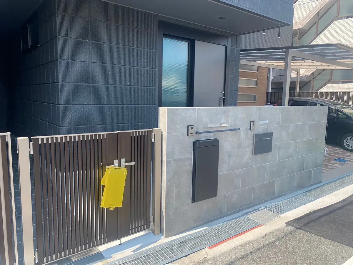 ガーテリア玄関門扉工事施工例