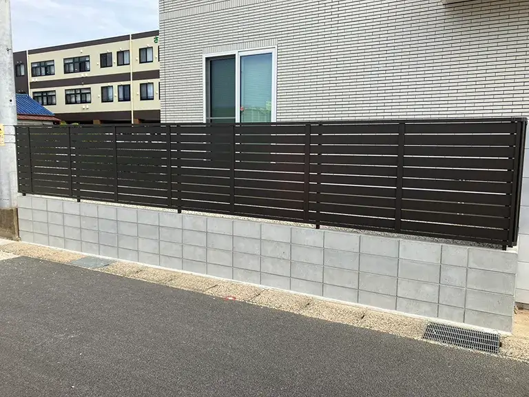 ガーテリア目隠しフェンス工事施工例