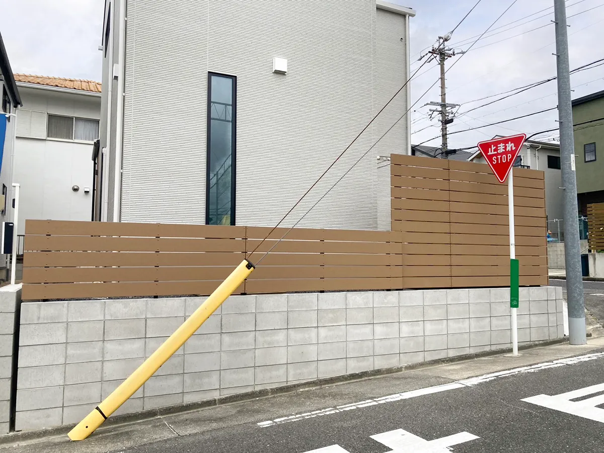 ガーテリアテラス目隠しフェンス工事施工例
