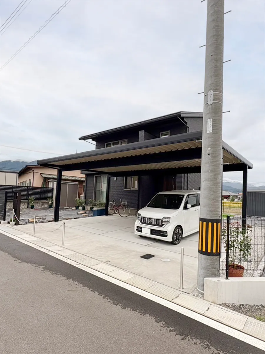 ガーテリア折半カーポート施工例