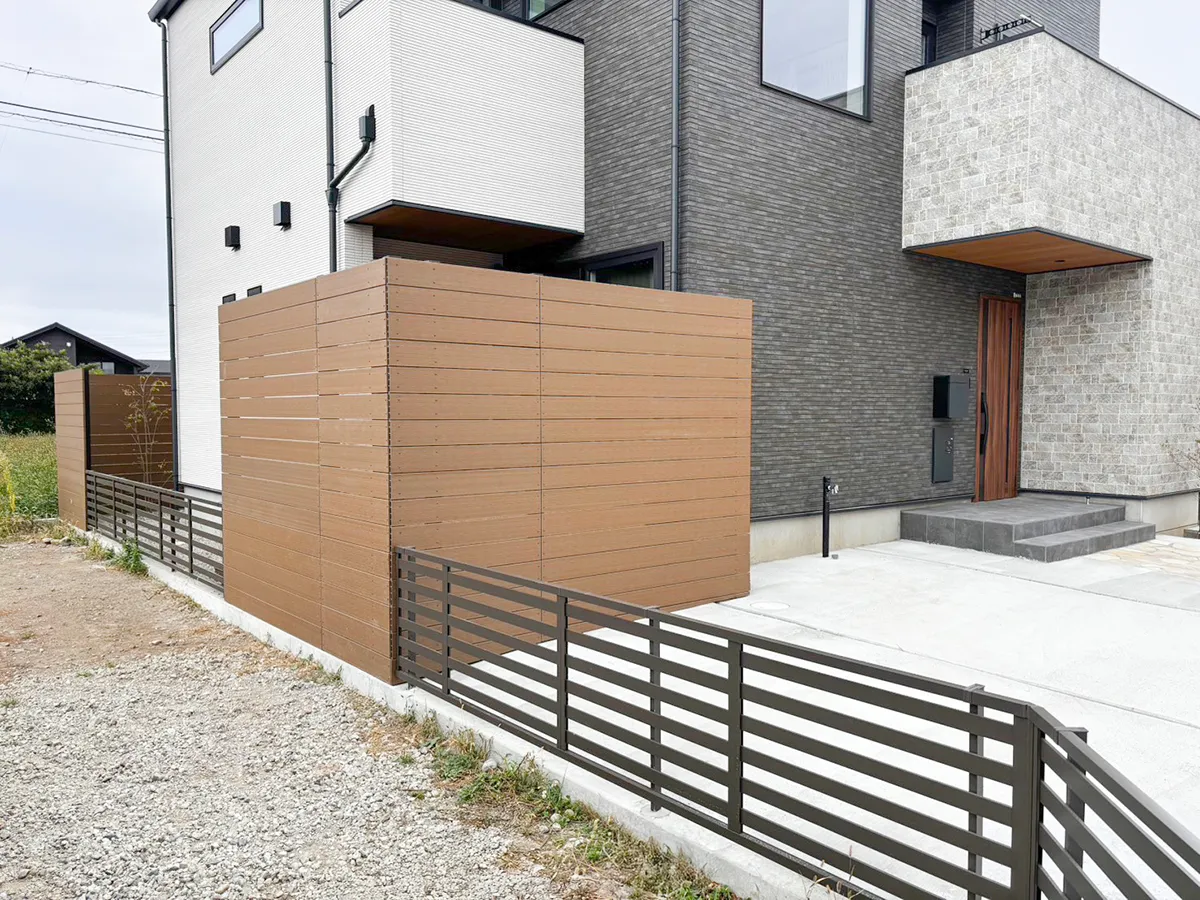 ガーテリア目隠しフェンス工事施工例