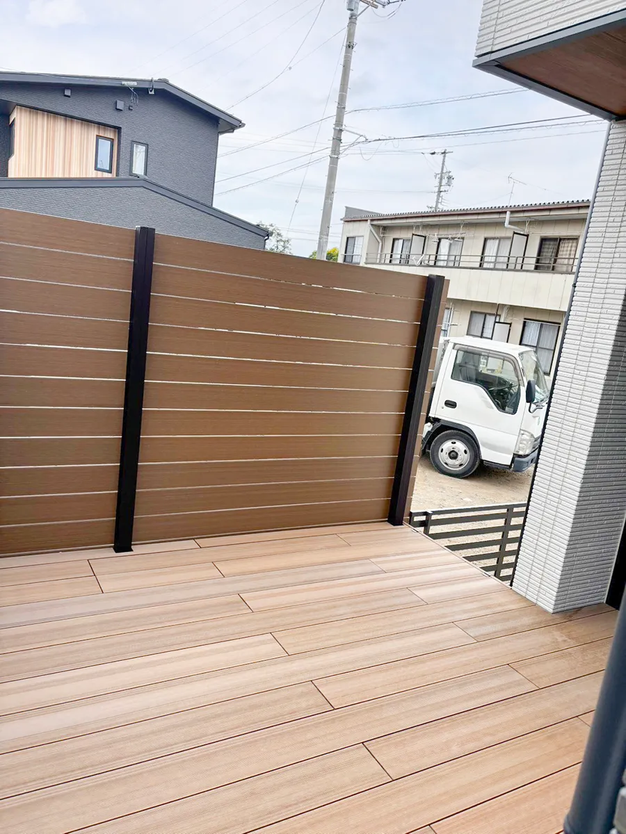 ガーテリアウッドデッキ施工例