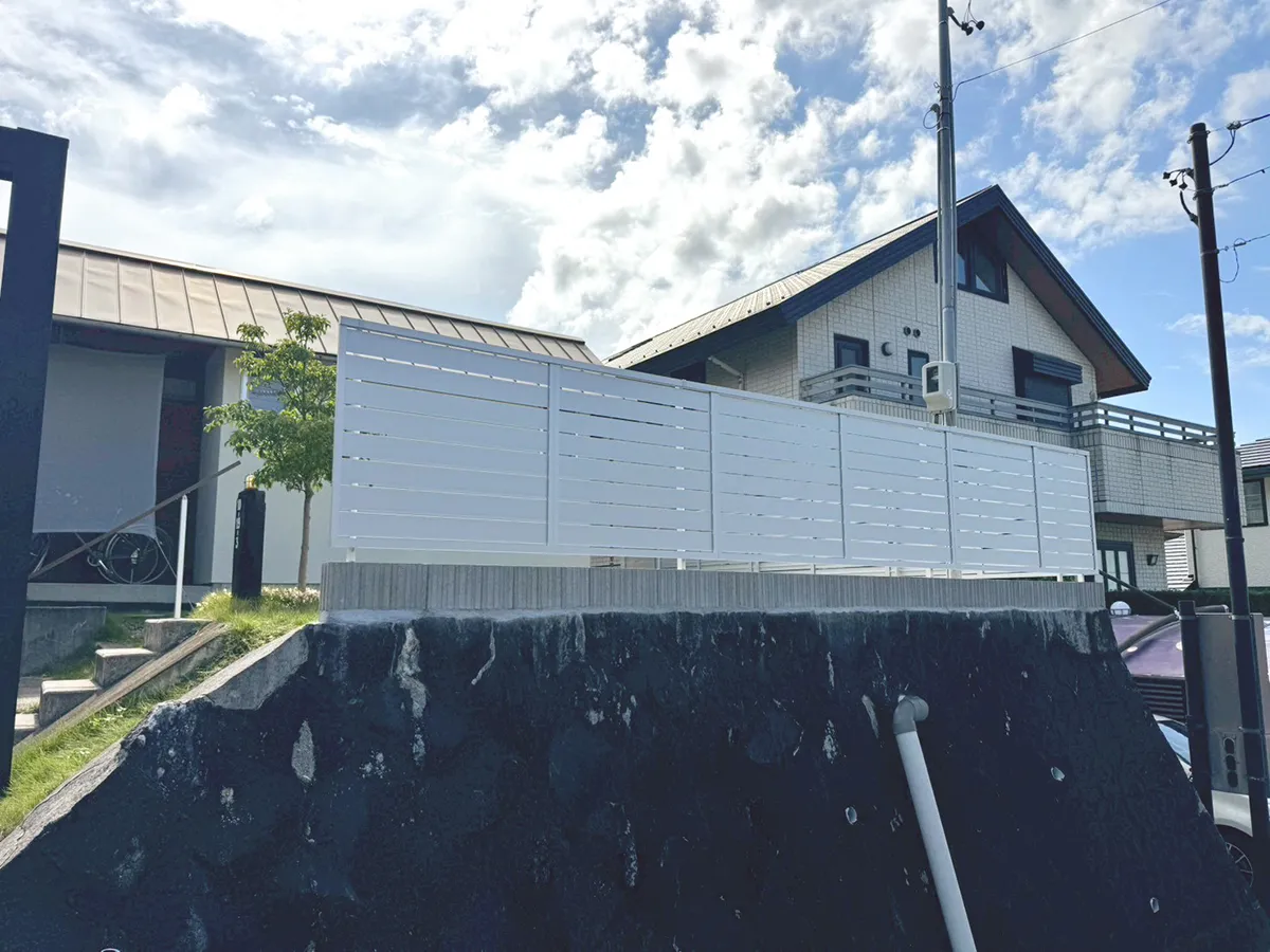 ガーテリア目隠しフェンス施工例