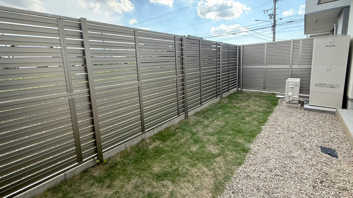 目隠しフェンス施工例