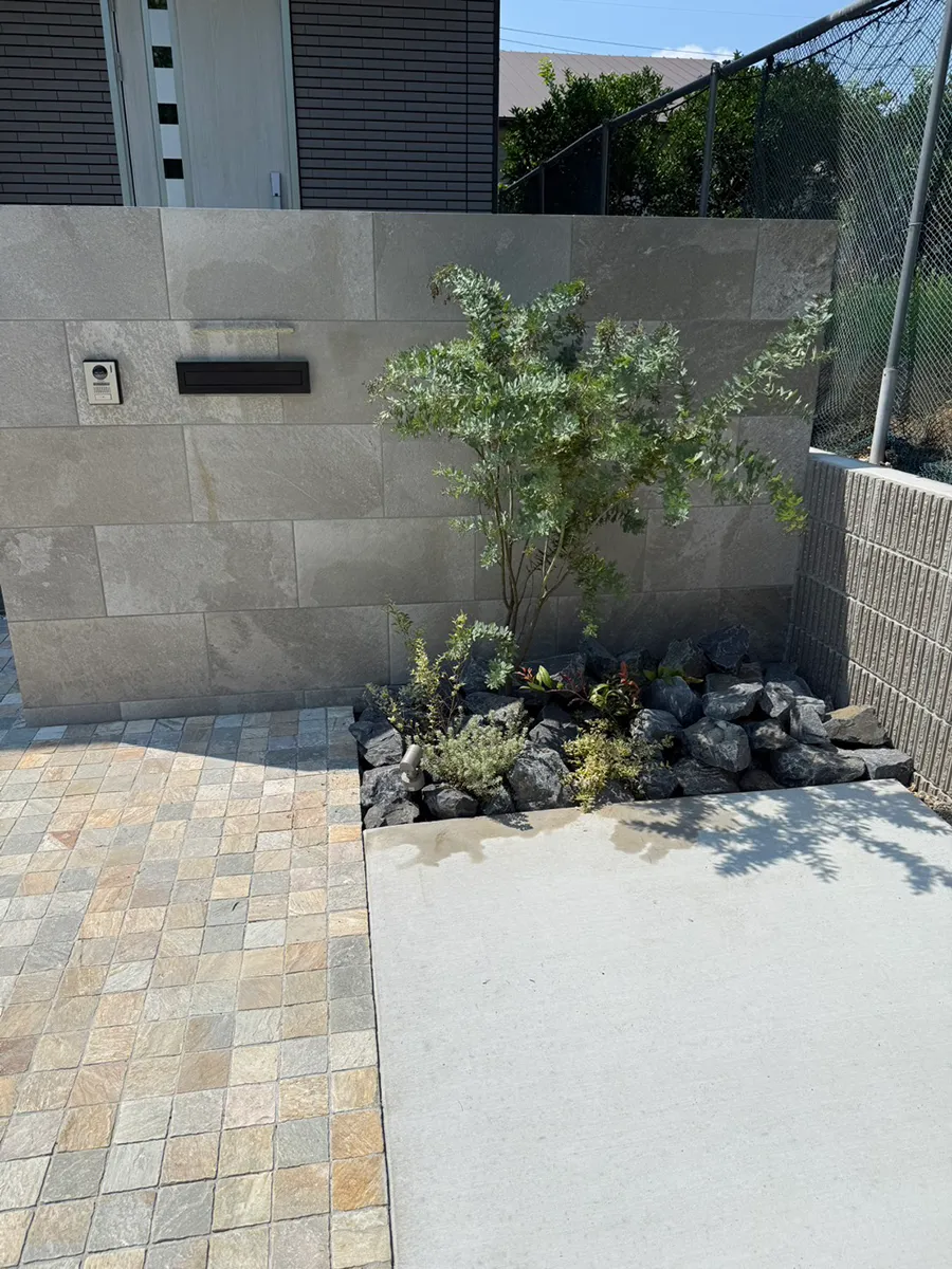 ガーテリア植栽工事施工例