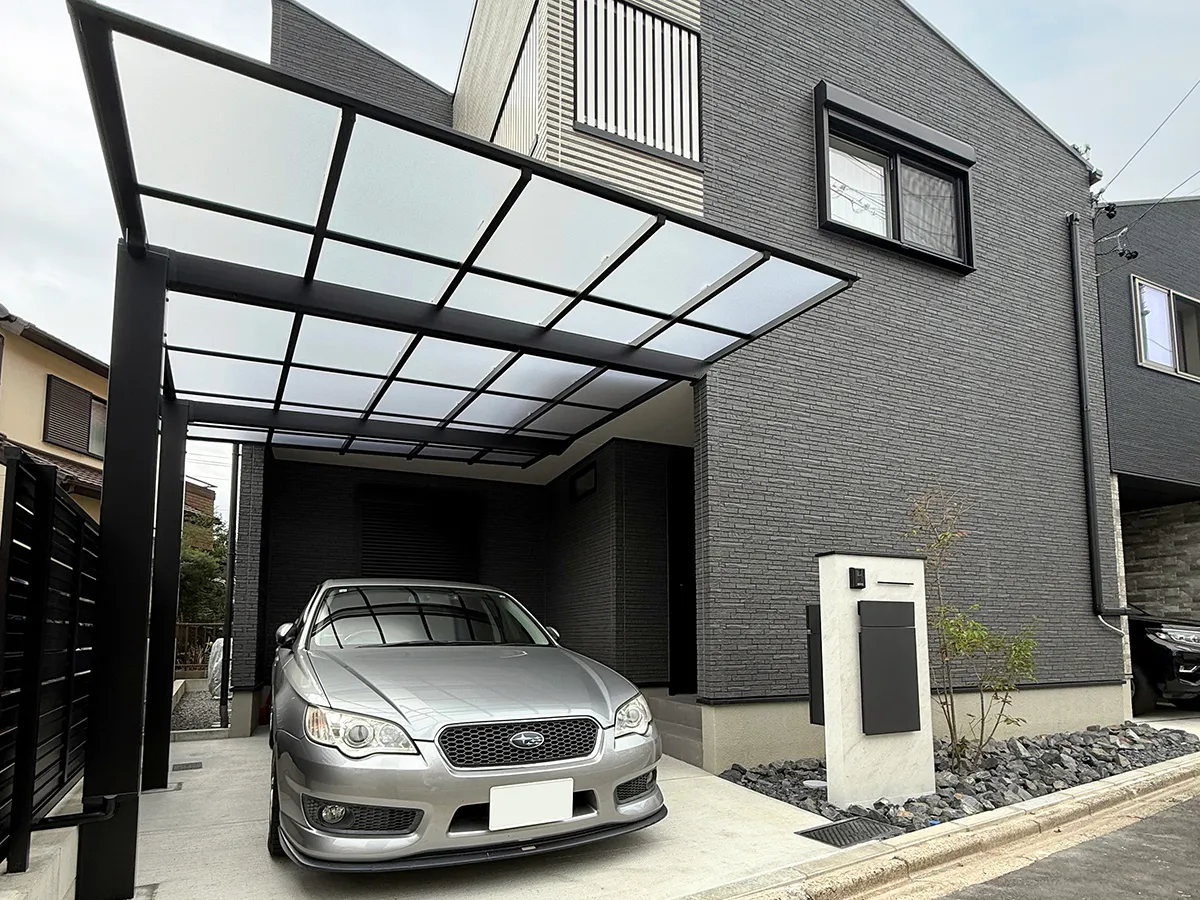 ガーテリア新築外構カーポート施工例