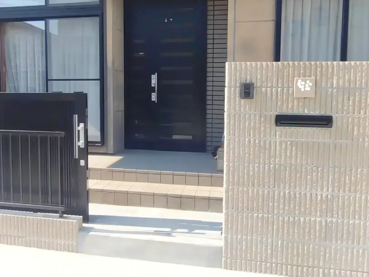 ガーテリア外構リフォーム引き戸門扉施工例