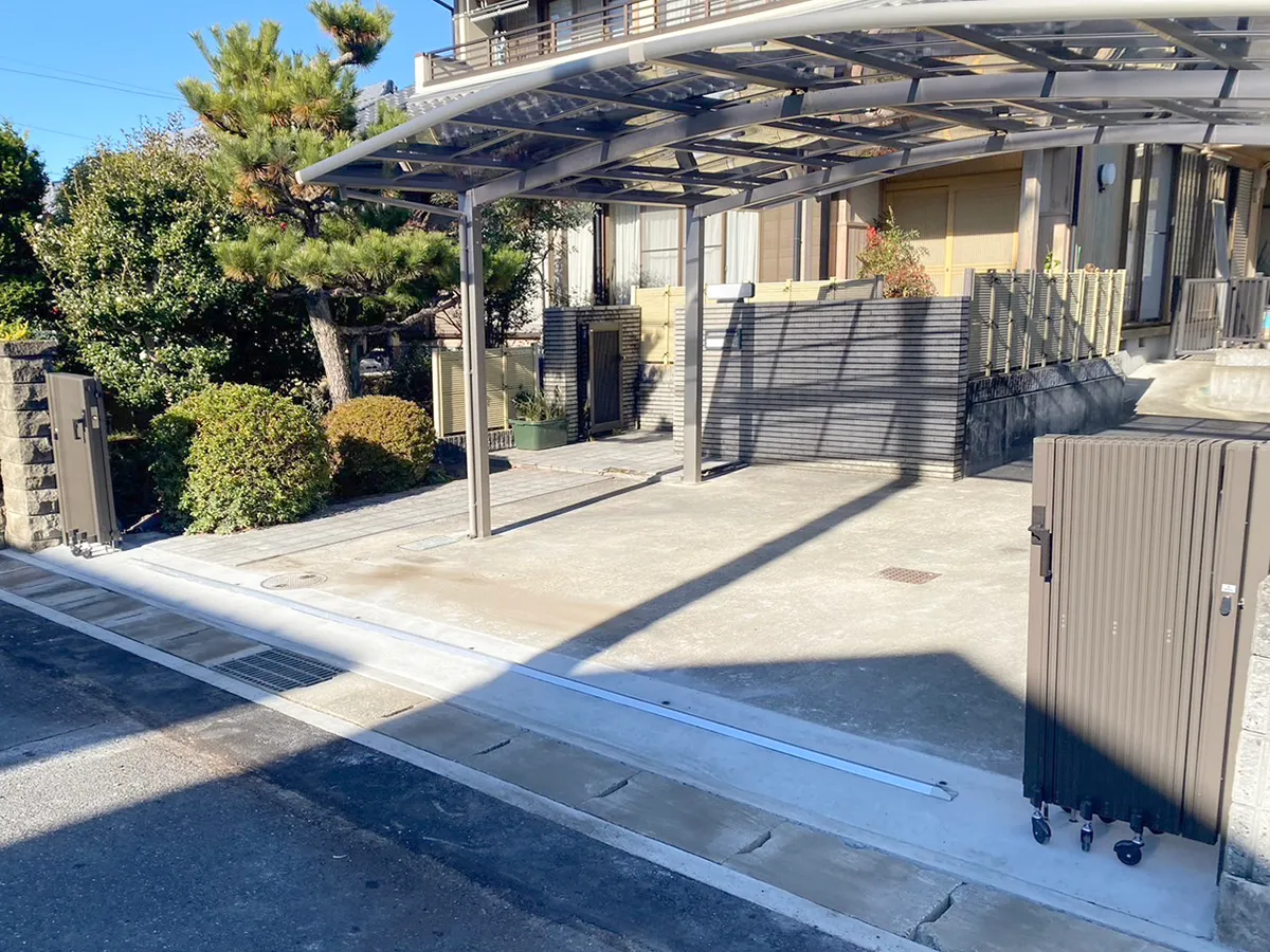 ガーテリア伸縮門扉施工例