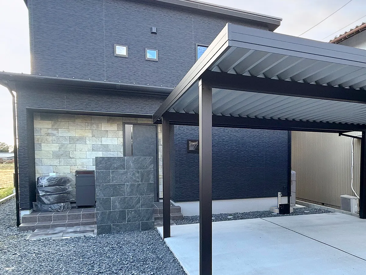 新築外構タイル門柱&折半カーポート工事施工例