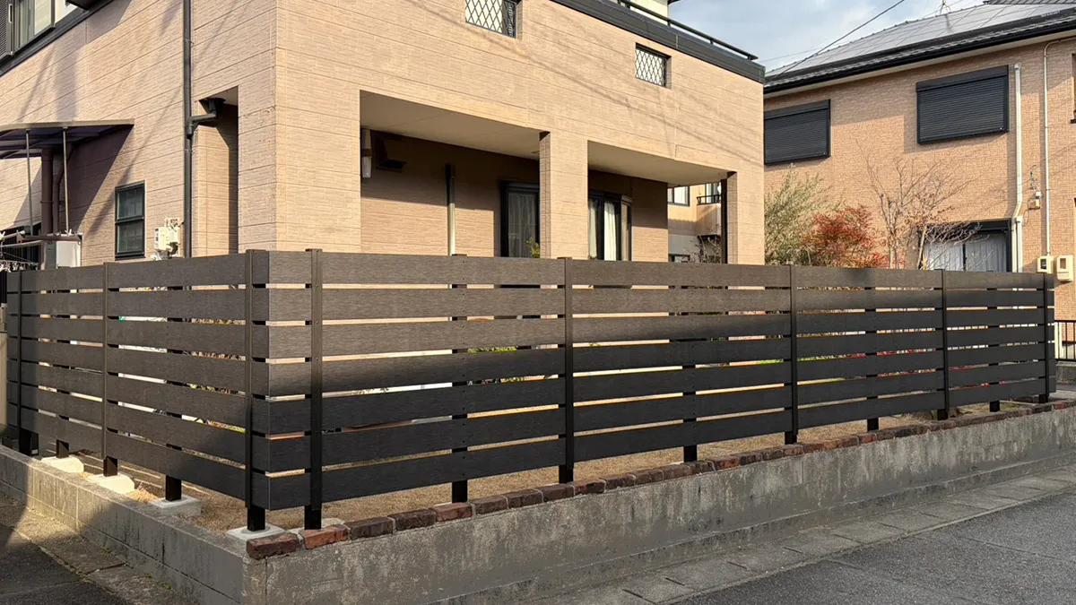 ガーテリア目隠しフェンスリフォーム工事施工例